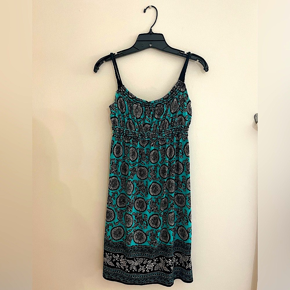 MAX STUDO Elegant Teal and Black Paisley Dress